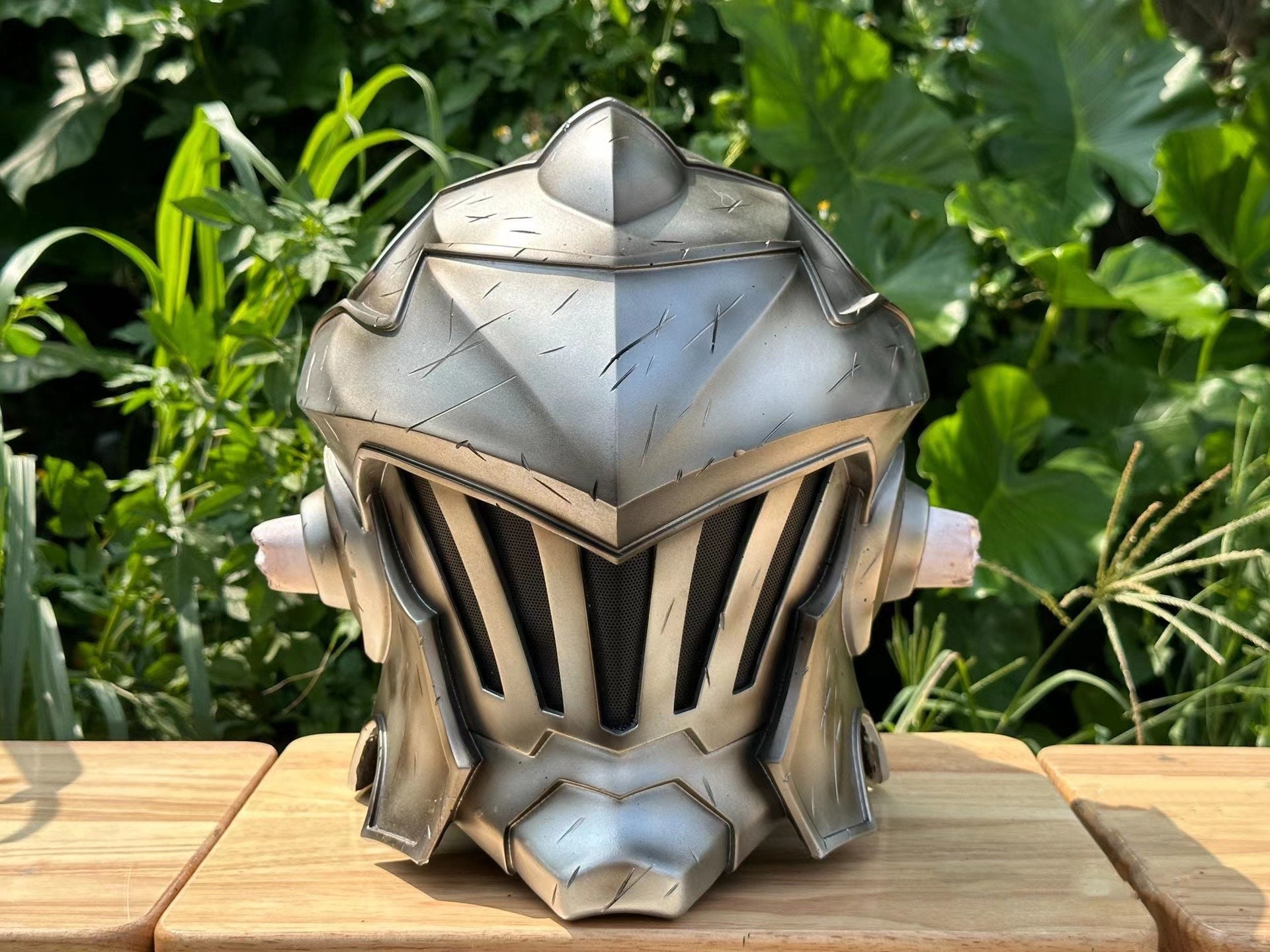 STL file Goblin Slayer Helmet for Cosplay 👺・3D print model to