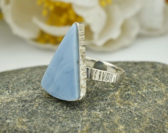 Bague en opale bleue naturelle Owyhee, bague en argent sterling 925, bague martelée en pierre précieuse opale bleue Owyhee, bague de promesse en argent Boho, cadeau pour elle