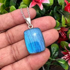 Labradorite Pendant Necklace, Rich Blue Crystal Necklace, Bohemian 925 Sterling Silver Necklace, Handmade Labradorite Jewelry, Gift for her