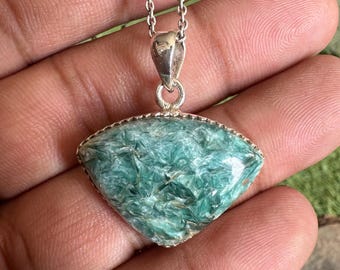 ラフグリーンカイヤナイト 925 シルバー プロングセットペンダント