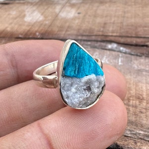 Cavansite Crystal Ring, 925 Sterling Silver Ring, Genuine Raw Cavansite Ring, Handmade Blue Cavansite Ring, Cavansite Jewelry, Size-8.75 US