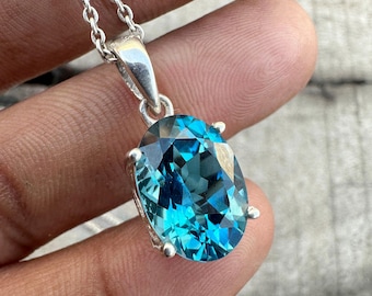 Handmade Sterling Silver Oval Cut London Blue Topaz Pendant Necklace