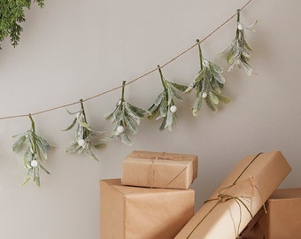 Mistletoe Christmas Garland, Rustic Christmas Decor, Artificial Foliage Garland, Christmas Mistletoe, Festive Garland, Christmas Decorations