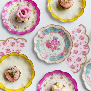 12 Floral Paper Plates, Floral Birthday Party Plates, Floral Party Supplies, Baby Shower Plates, Wedding Dessert Plates, Bridal Shower Decor