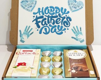 Confezione regalo Ferrero per la Festa del Papà, con barrette di cioccolato e cuoricini, confezione regalo di cioccolatini per la Festa del Papà, design con cuori e mani