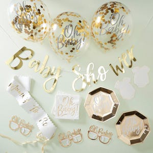 Gouden babyshowerfeest in een doos, mama to be sjerp, babyshowerballonnen, papieren bordjes babyshower, advieskaarten nieuwe mama, banner babyshower