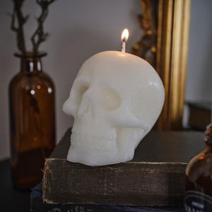 Vela con forma de calavera blanca, vela de Halloween, decoraciones de Halloween, vela de regalo de Halloween, vela gótica, decoración del hogar de Halloween, vela de calavera