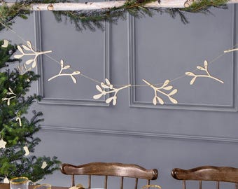 Houten maretakslinger, rustieke kerstversieringen, kerstslinger, decor kerst open haard, kerstgors, feestelijk huisdecor, houten maretakslinger