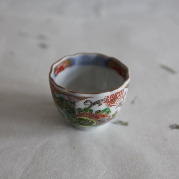 Antique Chinese Qing Dynasty Tea Cup with Phoenix and Landscape theme, Hand Painted, JPC2