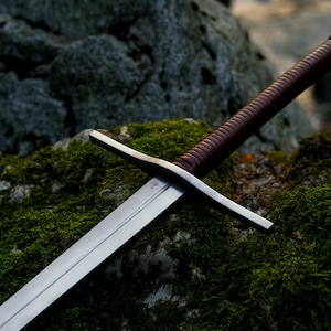 Espada Mano y Media