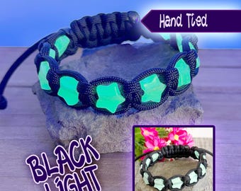 Black Light Reactive Green Star Bracelet, Neon Glow Rave Jewellery, Hand Tied Cording