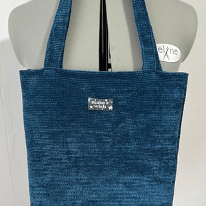 Tote bag en velours côtelé Blau