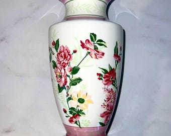 新品同様ローラアシュレイ花瓶 ローラ アシュレイ 花瓶 ホワイト＆ピンク (QP) - Etsy 日本