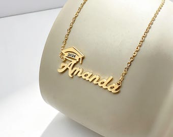 Custom Graduation Name Necklace, Personalized Bachelor Cap Necklace, High School Graduation Gift for Her, Grad Jewelry for Girl