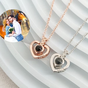Custom Photo Projection Necklace,Personalized Heart Photo Necklace,Love Heart Necklace,Memorial Photo Pendant,Gift for Mom,Anniversary Gift