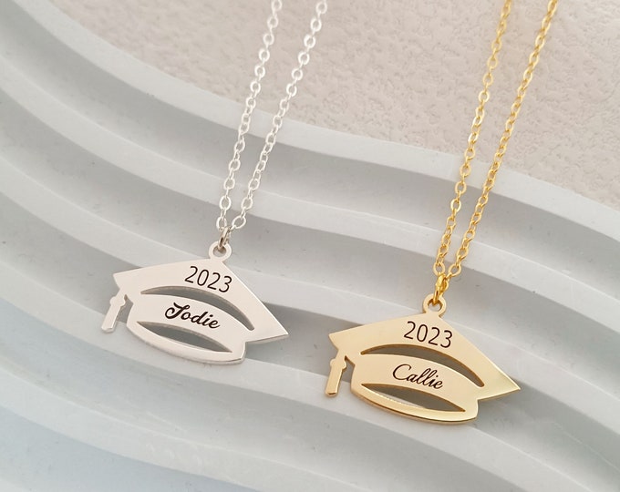 Custom Graduation Necklace,Personalized Graduation Name Necklace,Bachelor Cap Necklace,Graduation Gifts for Her,2023 Graduation Jewelry