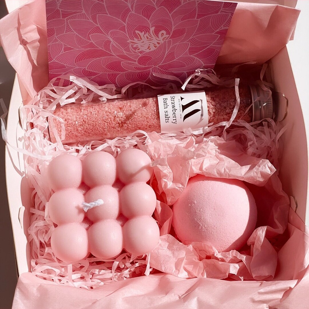 Strawberry Bath Gift Box Spa Set Beauty Box Girlfriend Gift Etsy
