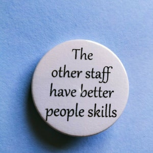 Lustiges Mitarbeiter Geschenk: Sarkastisches Personal Schlüsselbund, Magnet