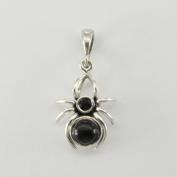 Sterling Silver - Black Onyx Spider Pendant - 925 Sterling Silver - Pendentif Onyx noir en argent sterling