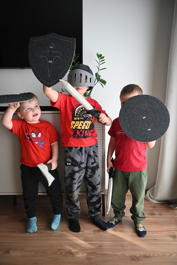 Handmade Felt Play Shield: Kids Dress-up Costume