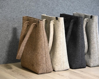 Medium Scandinavian Wool Felt Handbag – Minimalist Crossbody Bag
