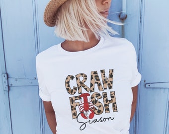 Retro Crawfish Shirt, Crawfish Gifts, Love Crawfish tee, Crawfish Season T Shirt, crawfish shirt for women, Crawfish Boil tee, Louisiana Tee
