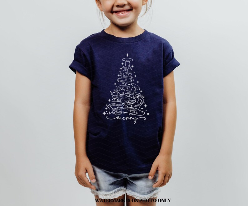 Shark Christmas Sweatshirt Christmas Tree Crewneck, Hammerhead Shirt, Shark Lover Gift Shirt, Womens Xmas Sweater, Funny Animal Christmas Bild 15