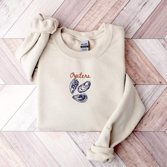 Embroidered Oyster Sweatshirt, Oysters Crewneck, Seafood Sweater, Food Shirt, Foodie Sweater, Vintage Fisherman Aesthetic Seashell  Top Gift