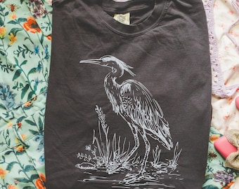 Comfort Colors Heron Shirt For Birdwatcher Gift, Vintage Bird Graphic Tshirt, Great Blue Heron Bird Watcher Women T-shirt, Bird Lover Gift