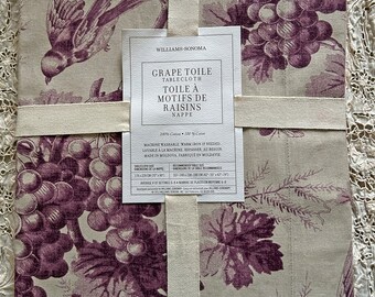 French Toile Cotton Tablecloth ~ Williams Sonoma ~ Purple ~ Grapes ~ Birds Tablecloth
