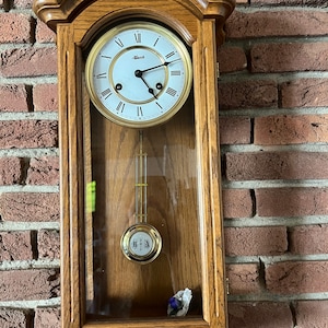 Analogue wall clock, vintage clock, Hermle wall clock