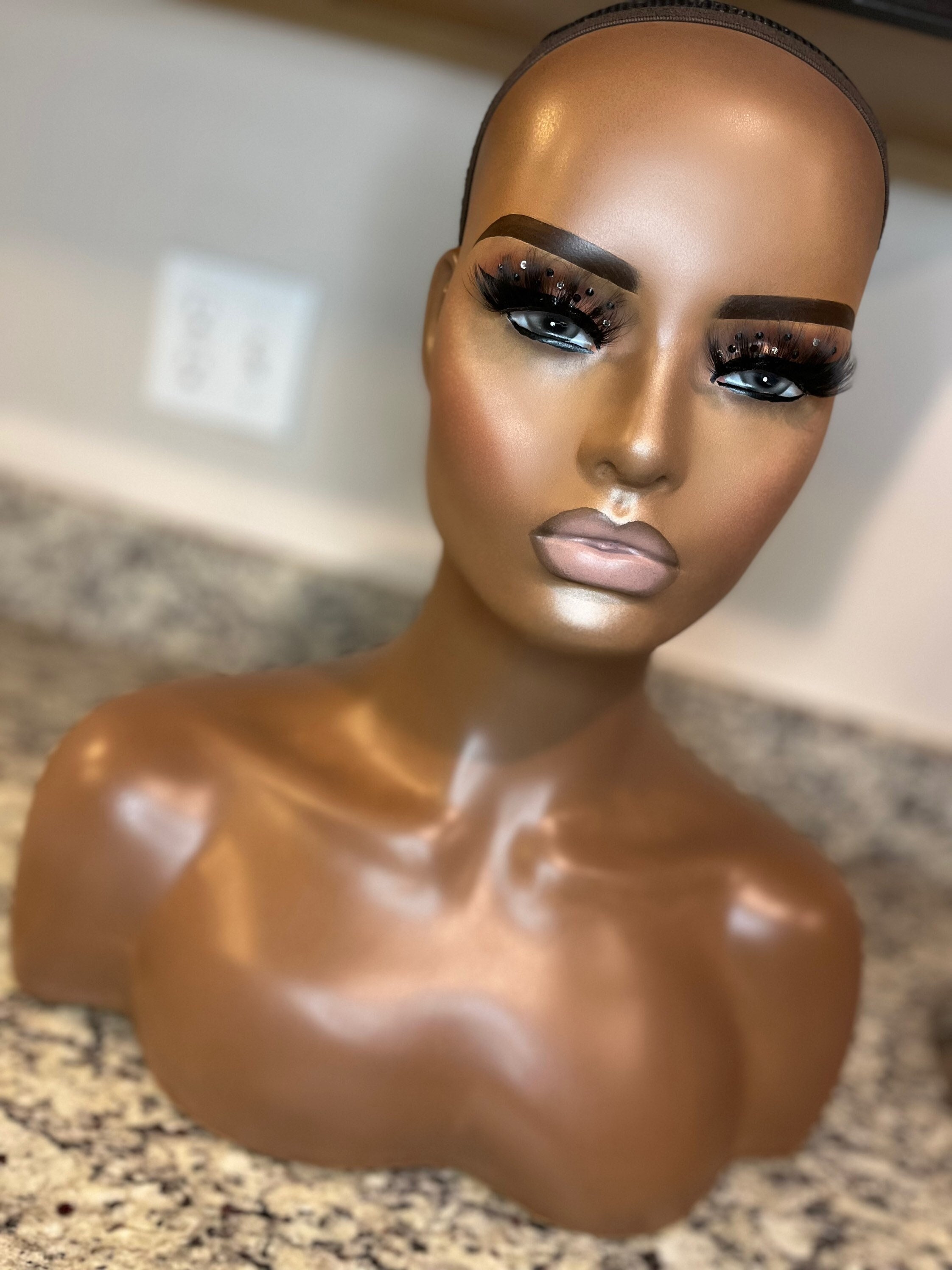 Wig Mannequin Head – Kuku's Beauty Supply