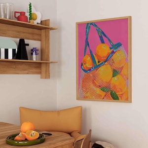 Stampa artistica con borsa del mercato degli agrumi - Poster pop art con frutta vivace, illustrazione di una borsa della spesa arancione colorata, decorazione da parete per cucina ispirata al Y2K