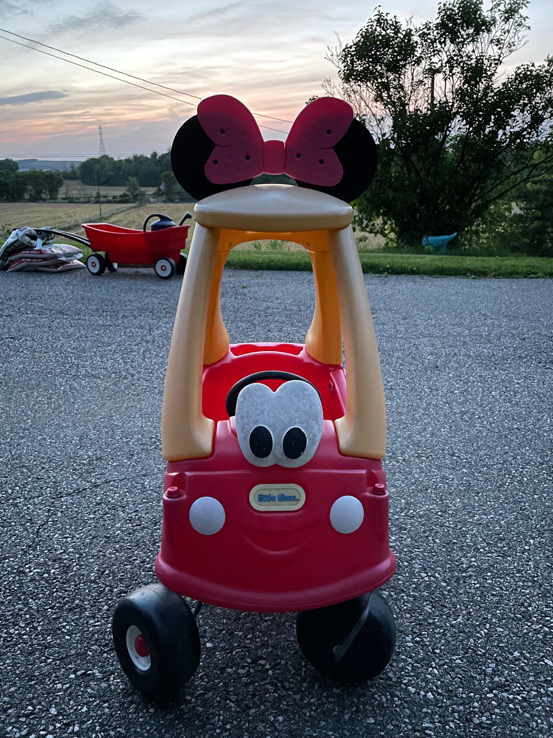 Minnie mouse cozy coupe hotsell