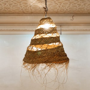 natural pendant light straw suspension with fringes moroccan lamp natural fibers handmade braided luminaire boho decor bohemian lampshade