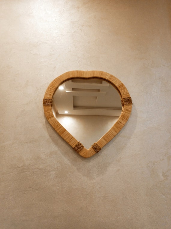 Handmade Raphia Heart Mirror: Boho Wall Decor