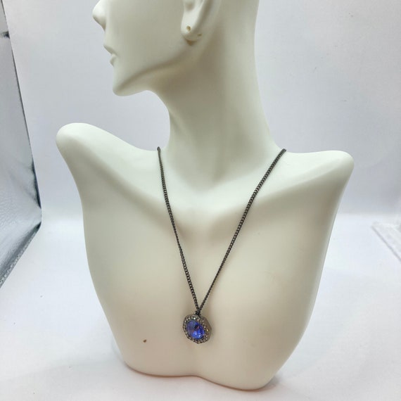 ネックレス・チョーカー Givenchy Crystal Pendant Necklace Givenchy Multi-Crystal Y-Neck Necklace - JEWELRY - Compare