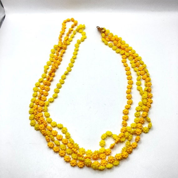 Vintage Vtg Yellow Plastic Flower Two Strand Neck… - image 4