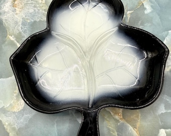 Vintage Hazel Atlas Glas Nuss Schale Ahornblatt 17x20cm schwarz weiß Mid Century