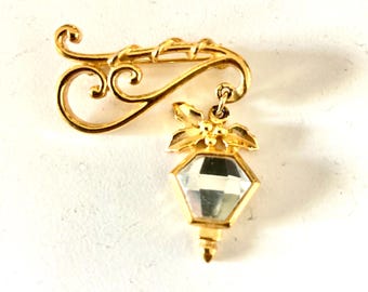 Vintage Vtg Avon Winter Glow Hanging Lantern Brooch 1991 Gold Tone White Faceted Rhinestone Holiday Christmas Xmas Articulated Pin