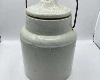 Antique Western Stoneware Lidded Crock #4 Weir Seal Monmouth Illinois 8.25” 1901 Kitchen Storage