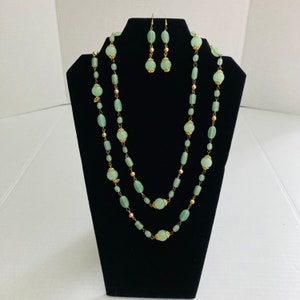 Vintage VTG MCM Mint Green Aqua Chalcedony Demi Parure Set W/ Gold Tone Fittings Necklace Drop Dangle Earrings