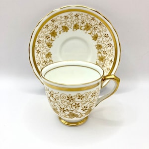 Vintage Vtg New Chelsea Demitasse Teacup Tea Cup Saucer Set Gold Floral MCM England Bone China