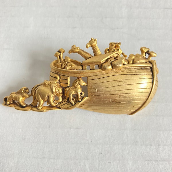 Vintage Vtg Noah’s Ark AJC Brooch Matte Gold Tone 1980’s Religious Christian Pin
