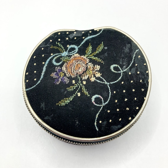 Vintage Vtg Needlework Petit Point Jewelry Case C… - image 1