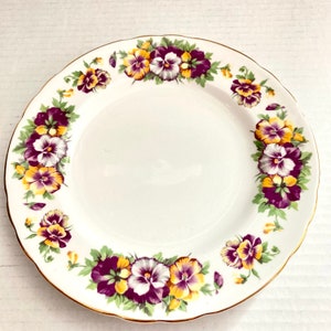 Vintage Vtg Tuscan Pansies Plate 8” Fine English Bone China Side Luncheon Salad 1940’s Purple Yellow