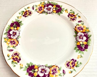 Vintage Vtg Tuscan Pansies Plate 8” Fine English Bone China Side Luncheon Salad 1940’s Purple Yellow