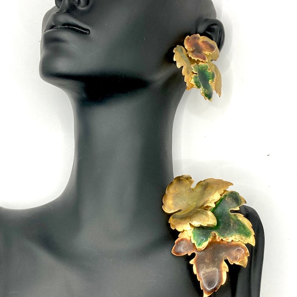 Vintage Vtg Autumn Leaf Brooch Pierced Post Earrings Statement Et Gold Tone Lightweight Red Green Brown Enamel Fall Jewelry 1970-1980’s