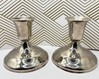 Par de candelabros antiguos de plata chapada de International Silver Co. de 3,75 pulgadas. VER