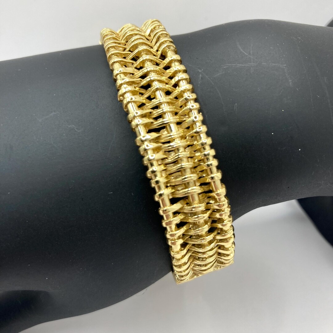 Vintage Vtg Cuff Basket Weave Bracelet Gold Plated Sz 7.25 Oval